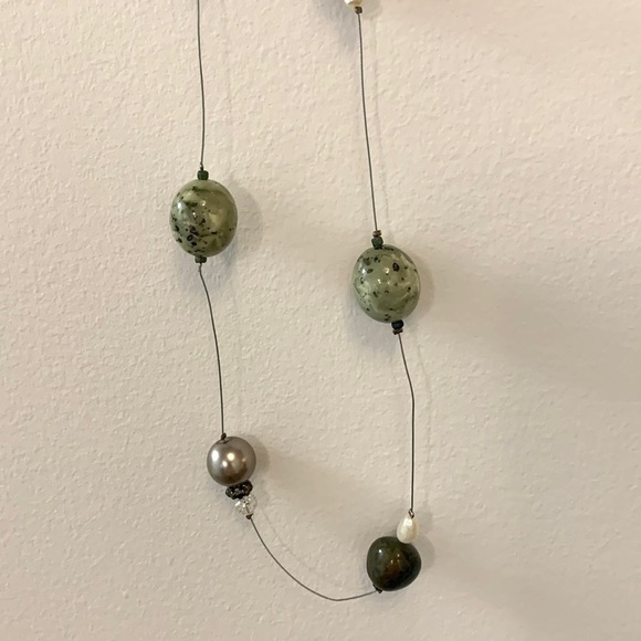 LONG necklace stone beads on a wire necklace 16” long green grey costume - Picture 5 of 8